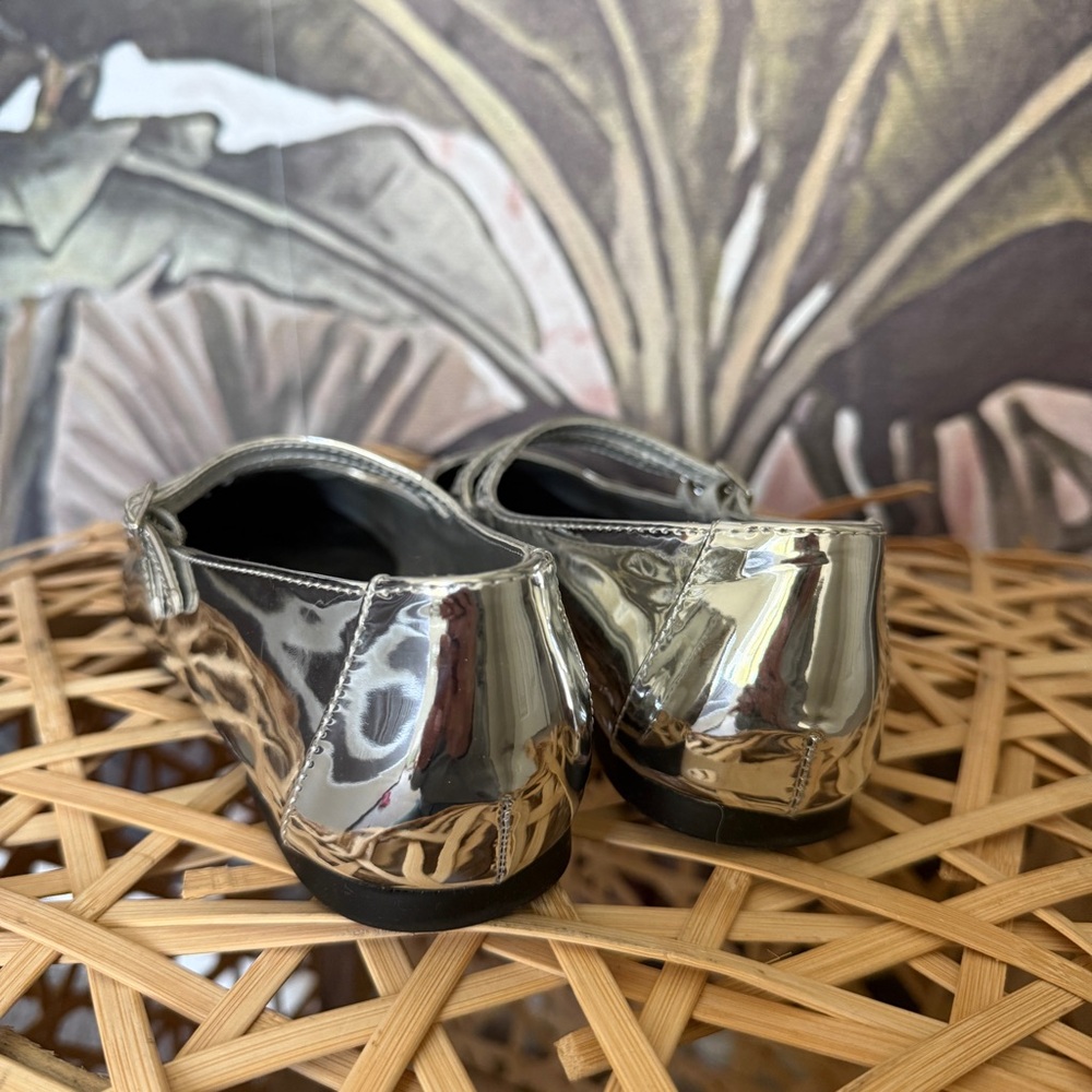 Steve Madden Alisah Silver Foil Flat Shoes metallic Mary Jane ballet flats - Picture 5 of 8
